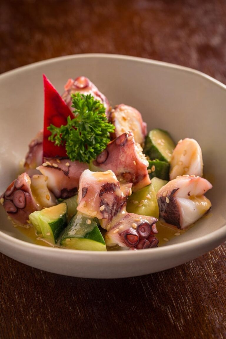 Jun Sakamoto casual traz verão leve e autoral à gastronomia japonesa