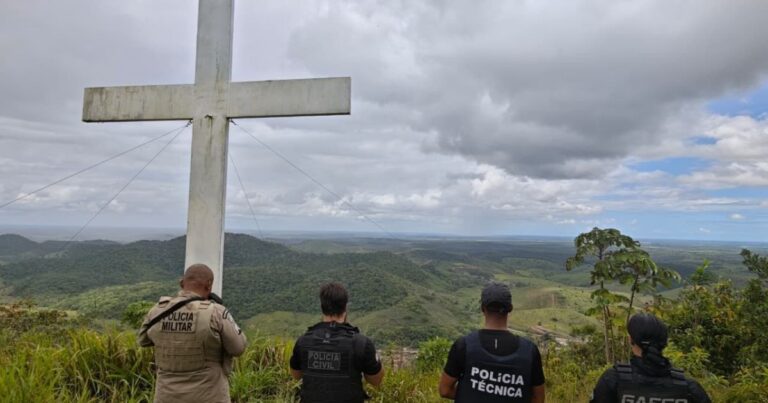 Cemitério clandestino aponta ação de tribunal do crime no sul da Bahia
