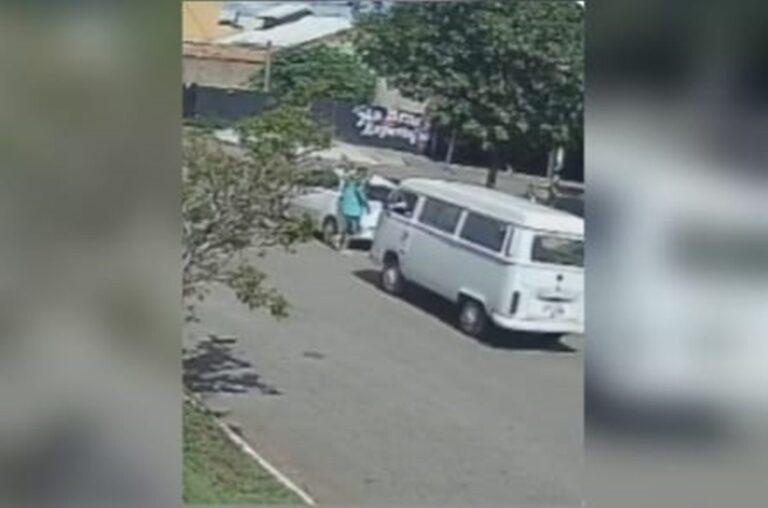Empresário morre em acidente grave com própria Kombi em Goiânia