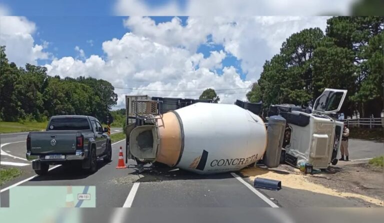 Caminhão tomba na pr-151 e gera trânsito intenso entre ponta grossa e carambeí