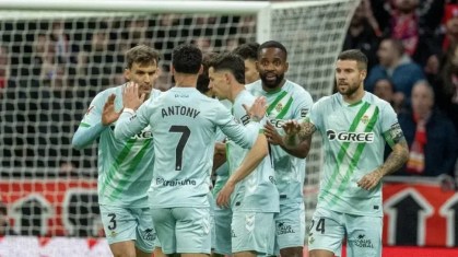 Antony marca e garante vitória do Betis sobre Atlético de Madrid na LaLiga