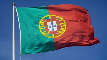 Rodovia principal de Portugal desaba após fortes chuvas em Coimbra