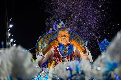 Carnaval e o papel essencial do enredo nos desfiles das escolas de samba