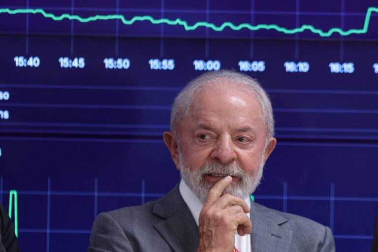Lula articula saída de ministros para fortalecer base eleitoral em 2026