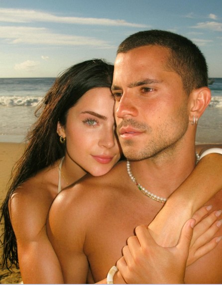 Jade Picon e André Lamoglia exibem momento romântico em viagem no Nordeste