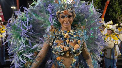 Carolane Silva destaca importância de ser rainha da Inocentes de Belford Roxo