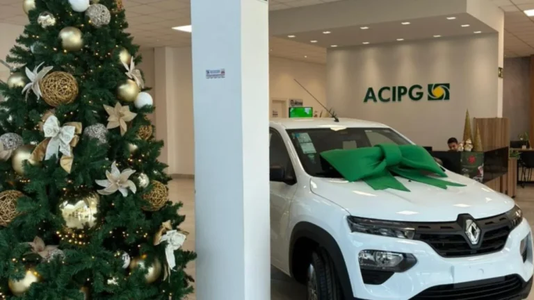 Acipg realiza sorteio do carro zero km da campanha natal encantado