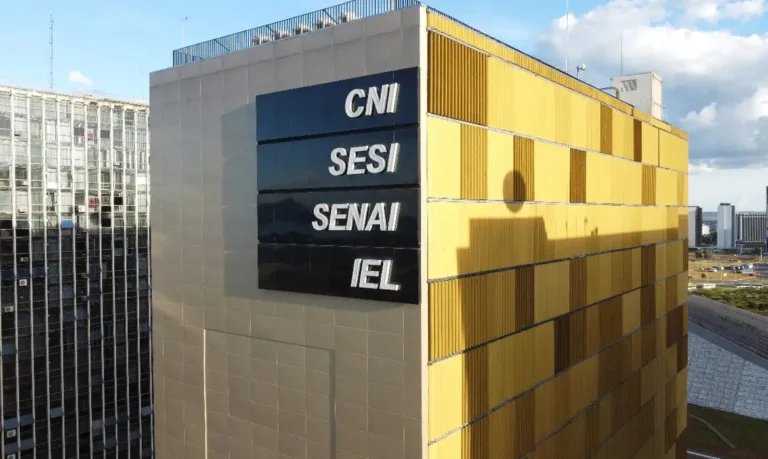 Setor produtivo critica manutenção da Selic em 15% ao ano
