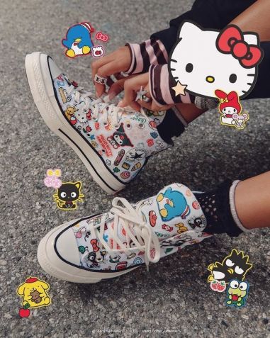 Hello Kitty e Converse lançam coleção customizável com design exclusivo