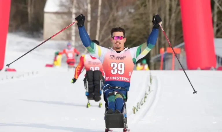 Cristian Ribera conquista ouro em etapa da Copa do Mundo de esqui cross-country
