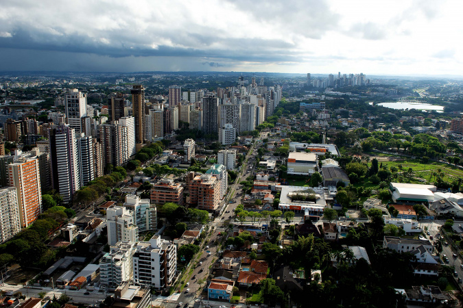 Paraná reduz dias críticos e melhora qualidade do ar em 2025