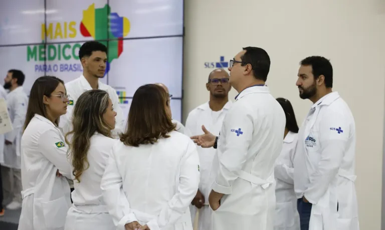 Desempenho dos alunos de medicina privados revela desafios no ensino superior