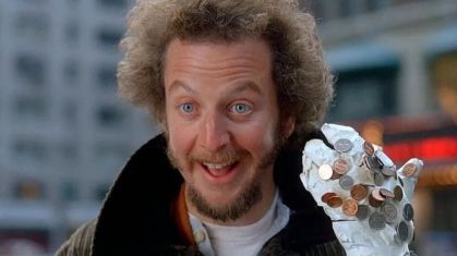 Ator Daniel Stern é acusado de solicitar serviços de prostituição na Califórnia