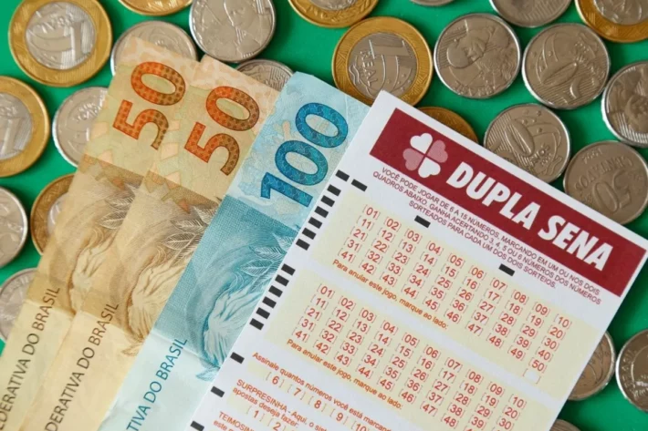 Dupla sena oferece 7,5 milhões no concurso 2911 hoje