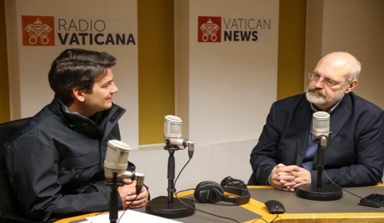 Eduardo Pimentel destaca cultura de Curitiba em entrevista à Rádio Vaticano