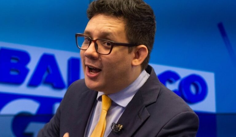 Jornalista Erlan Bastos enfrentou ruas e pobreza para realizar sonho