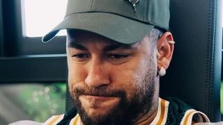 Neymar enfrenta processo por exploração de cozinheira com jornadas exaustivas
