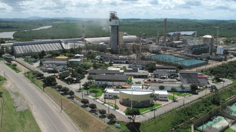 Fábricas de fertilizantes da Petrobras retomam produção em janeiro com investimentos no Nordeste