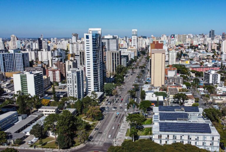 Copel realiza desligamento programado e afeta doze bairros de Curitiba