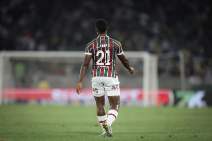 Presidente do Fluminense detalha recusa por Arias e interesse em Nino