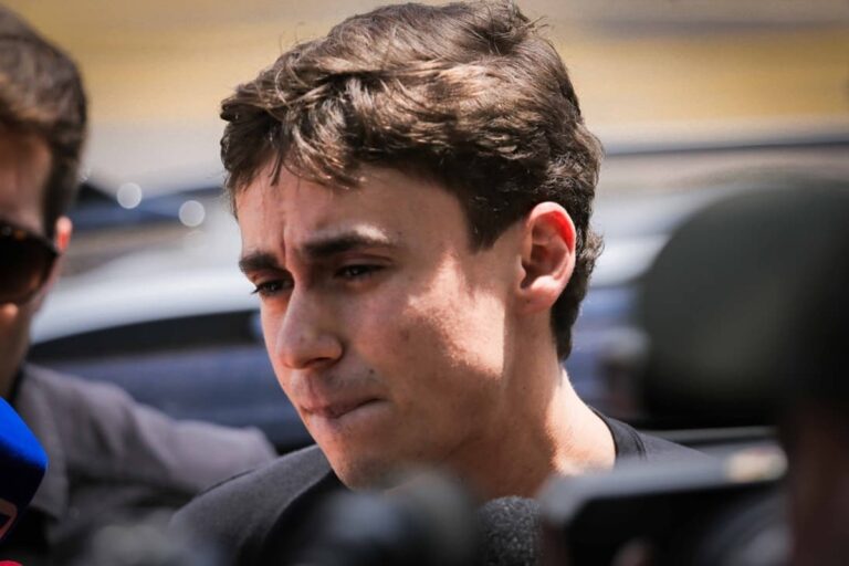 Nikolas cobra supervisão de Fachin sobre saúde de Bolsonaro na prisão
