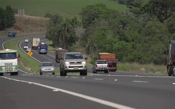 Interdição na BR-376 em Ponta Grossa para obras de viaduto