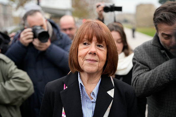 Gisèle Pelicot revela décadas de abuso e resistência em livro impactante
