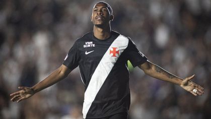 Rayan marca primeiro gol do Vasco em 2026 e pode se despedir do clube