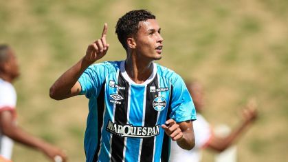 Chapecoense e Grêmio duelam pela terceira fase da Copinha