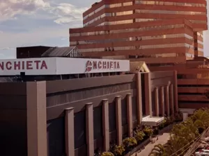 Suspeita de injeção letal leva à prisão de técnicos no Hospital Anchieta