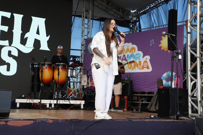 Verão maior paraná celebra música local e calor nas praias em despedida dos palcos sunset