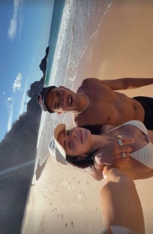 Jade Picon recebe elogios de André Lamoglia em Noronha