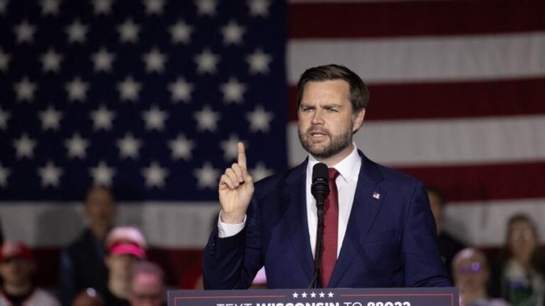 JD Vance culpa mulher morta pelo ICE em Minneapolis