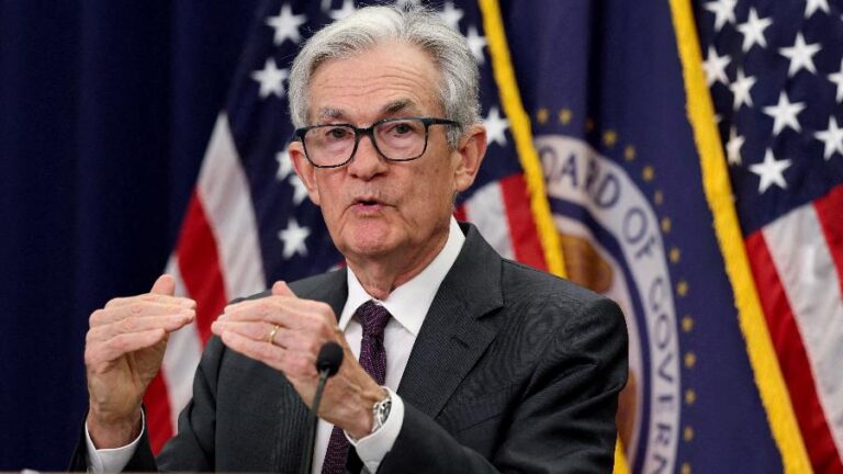 Presidente do Fed denuncia pressão política do governo Trump