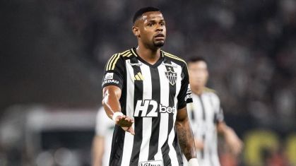 Corinthians inicia negociação por empréstimo de Júnior Santos