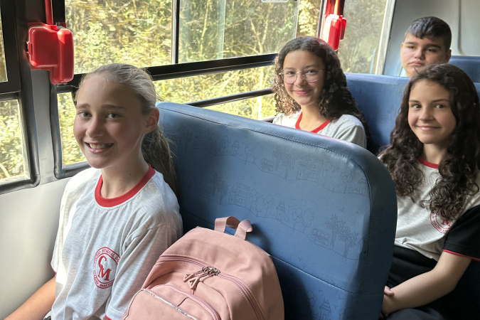Transporte escolar 2026: alunos da rede estadual devem atualizar cadastro