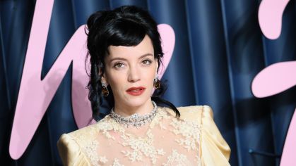Lily Allen revela medo do público ao lançar álbum West End Girl