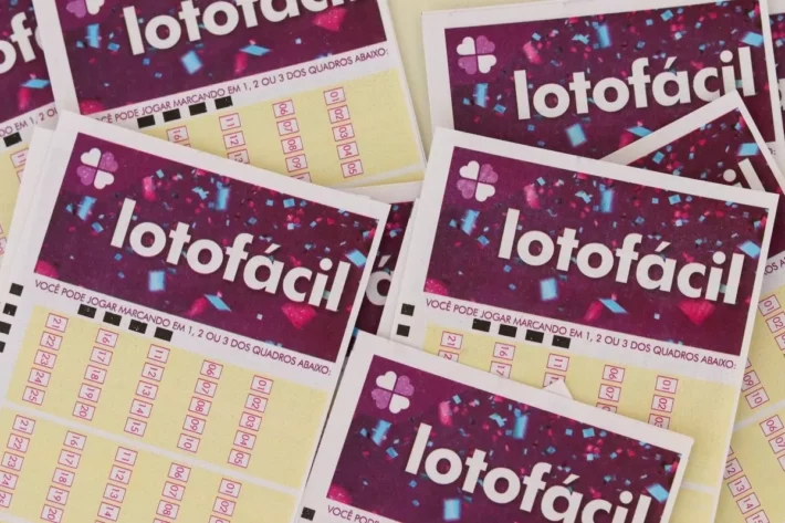 Lotofácil oferece prêmio milionário no sorteio do concurso 3585