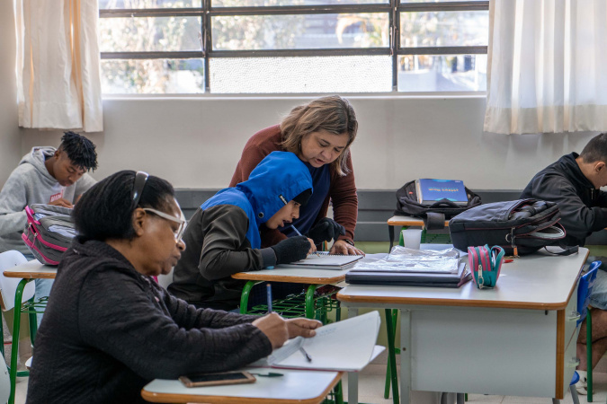 Ceebja de Londrina registra avanço histórico em aprovações universitárias
