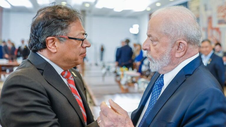 Lula e Petro alertam para risco à paz regional após ação nos EUA contra Maduro