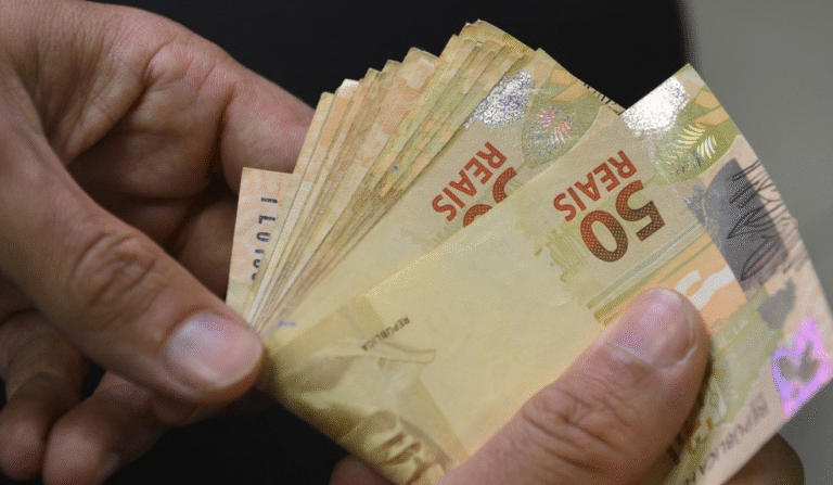 Seguro-desemprego reajustado com aumento de 3,9% para 2025