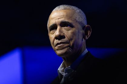 Obama comenta vídeo racista compartilhado por Donald Trump
