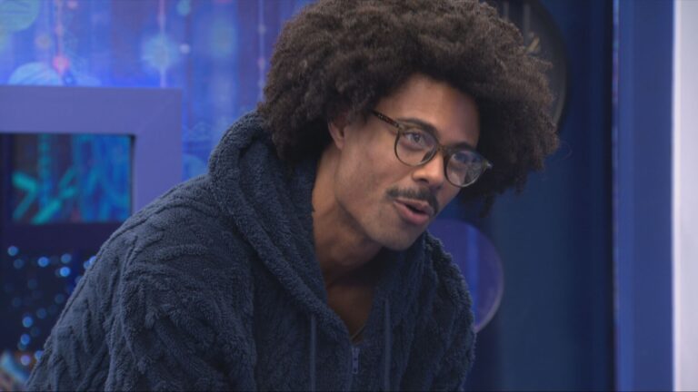 Breno alerta grupo para cautela em conversas sobre o jogo no BBB 26