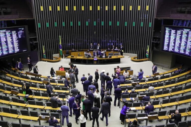 Reforma administrativa enfrenta desafios para avançar em 2026