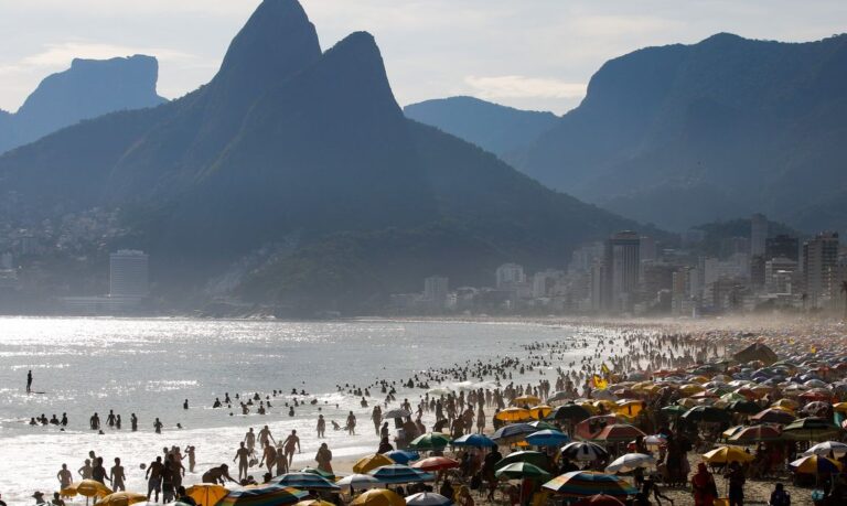 Turismo brasileiro registra faturamento recorde de r$ 185 bilhões em 2025