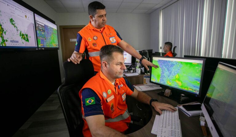 Vendavais e tornados exigem preparo diante das rajadas de vento no Paraná