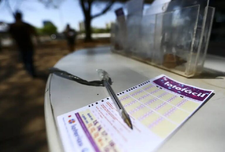 Resultado da Lotofácil 3590: 25 apostas premiadas no Paraná
