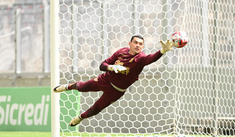 Athletico estreia time principal no Atletiba com olho no Brasileirão