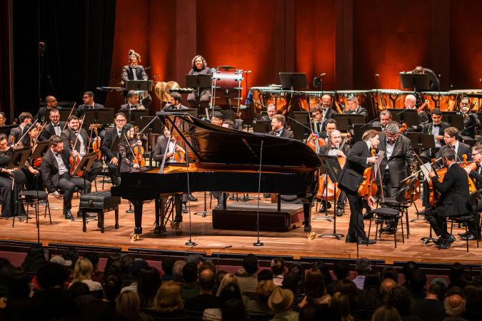 Orquestra Sinfônica do Paraná inicia temporada 2026 com novo piano Steinway e solista internacional