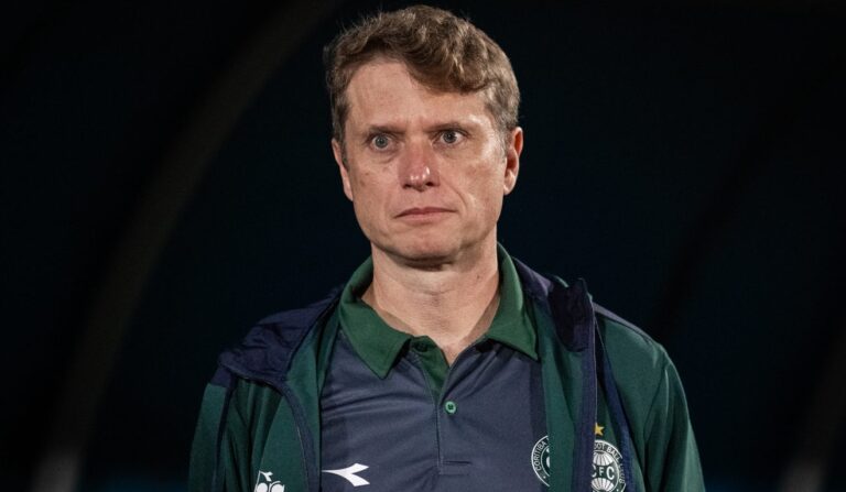 Fernando Seabra valoriza competitividade após estreia no Coritiba